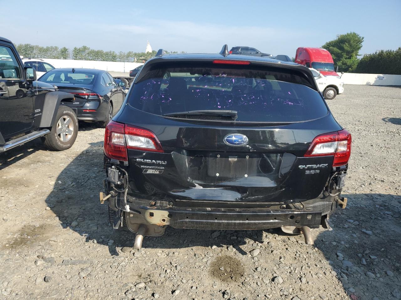 2018 Subaru Outback Touring VIN: 4S4BSETC9J3303425 Lot: 62418214