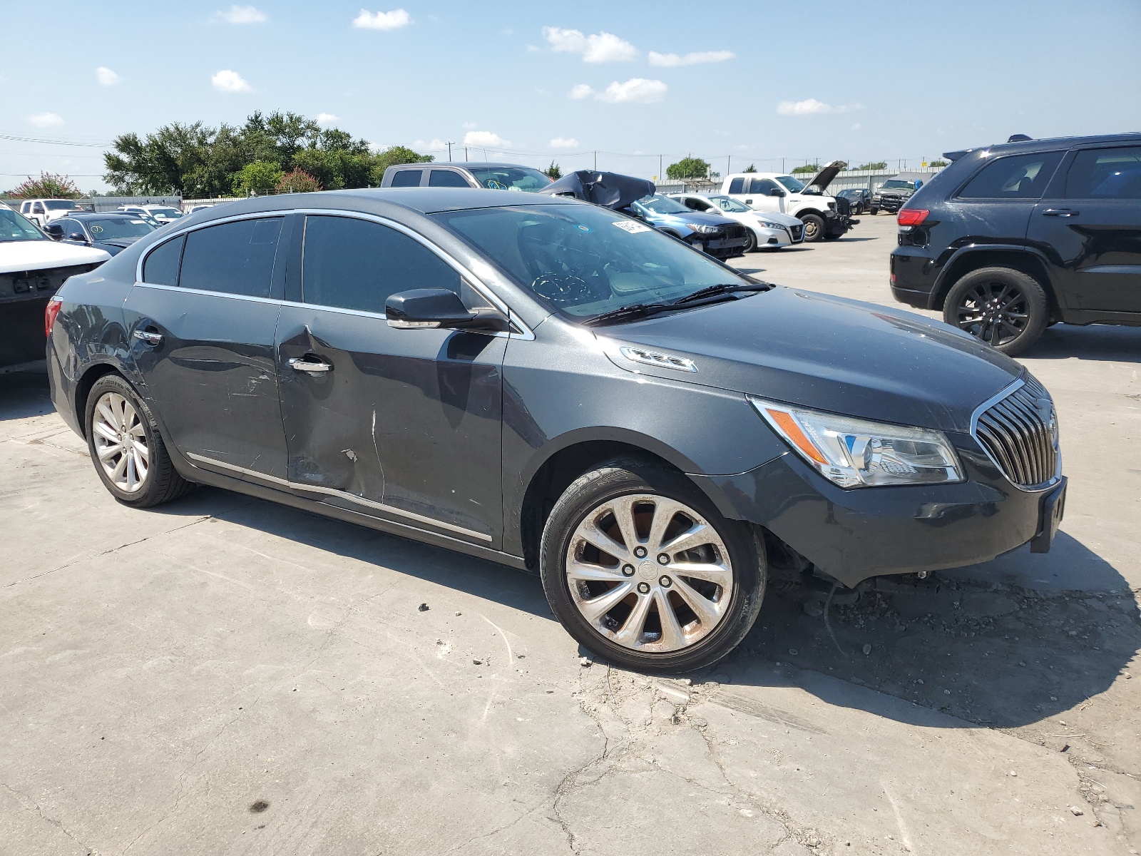 2015 Buick Lacrosse vin: 1G4GB5G35FF221858