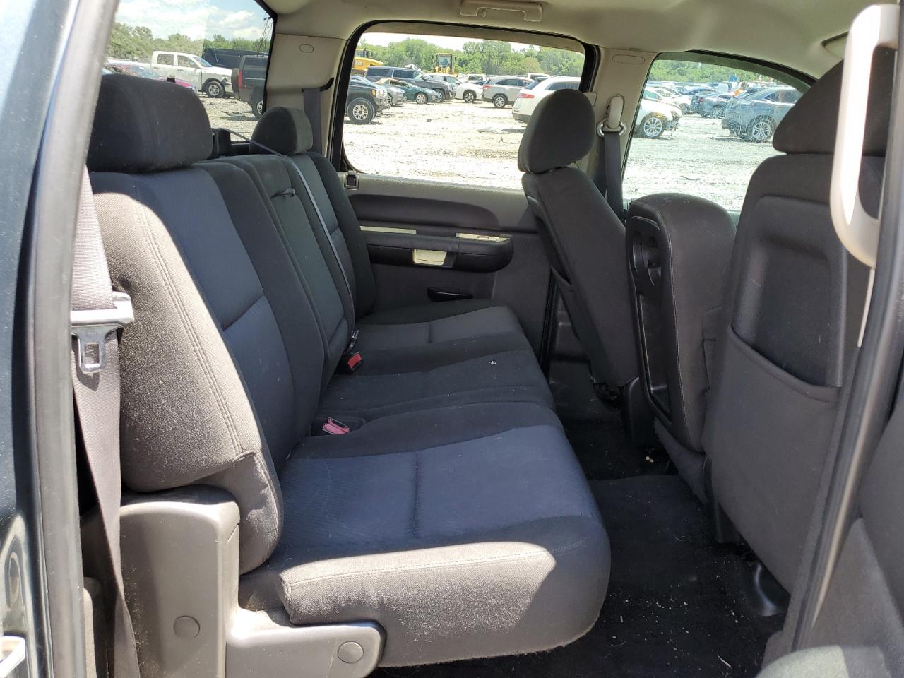 2011 Chevrolet Silverado K1500 Ls VIN: 3GCPKREA1BG117986 Lot: 61151724