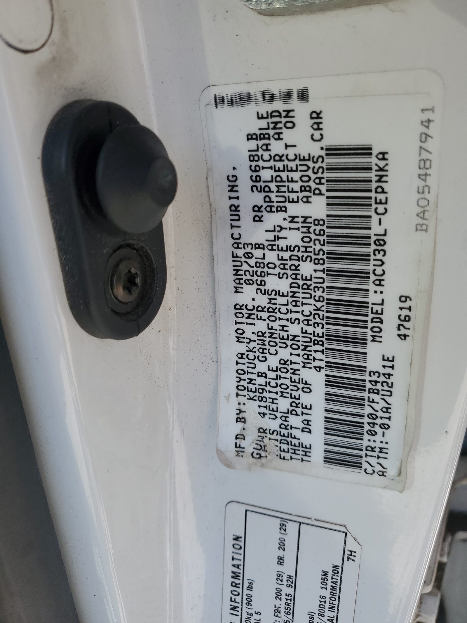 4T1BE32K63U185268 2003 Toyota Camry Le