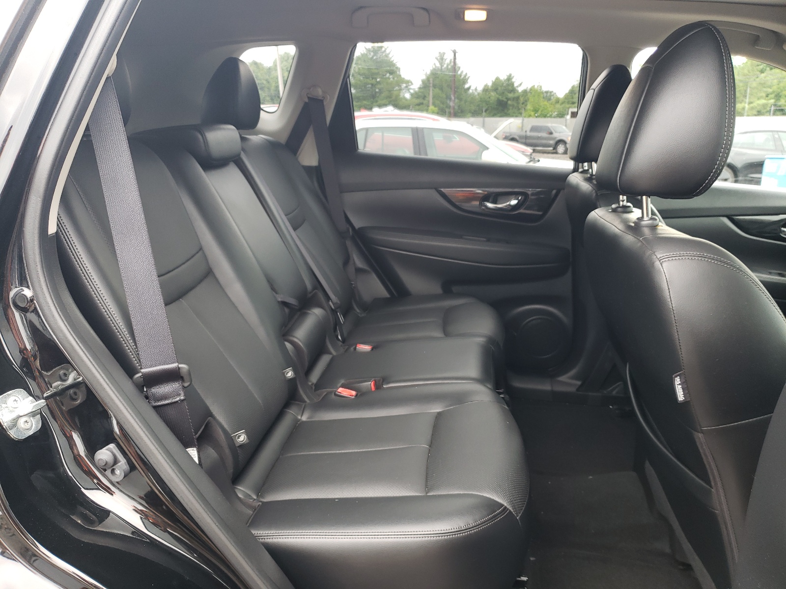 JN8AT2MV2JW326432 2018 Nissan Rogue S