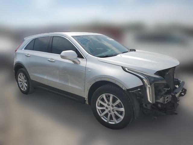  CADILLAC XT4 2019 Серебристый