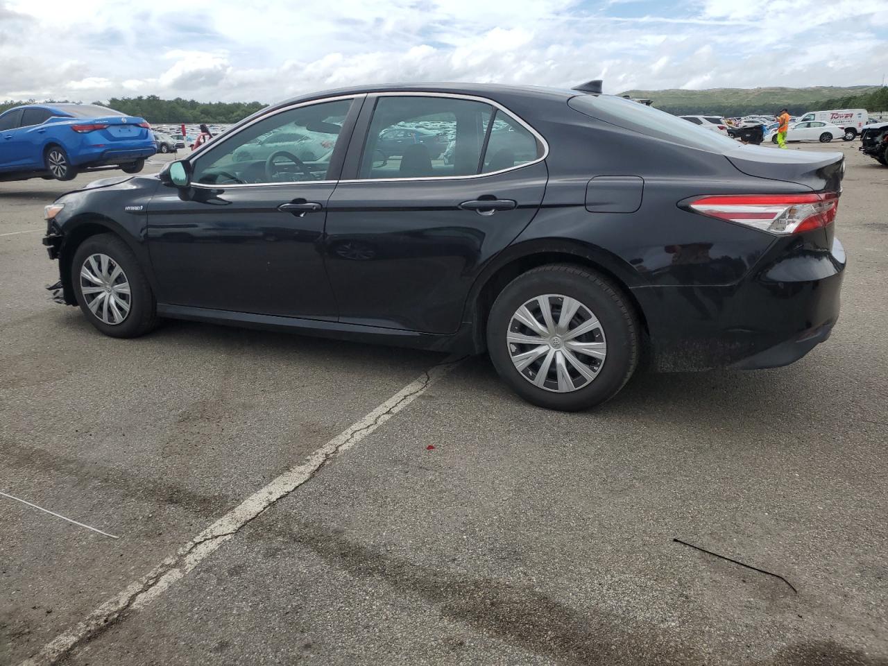 4T1B31HK2KU514497 2019 TOYOTA CAMRY - Image 2