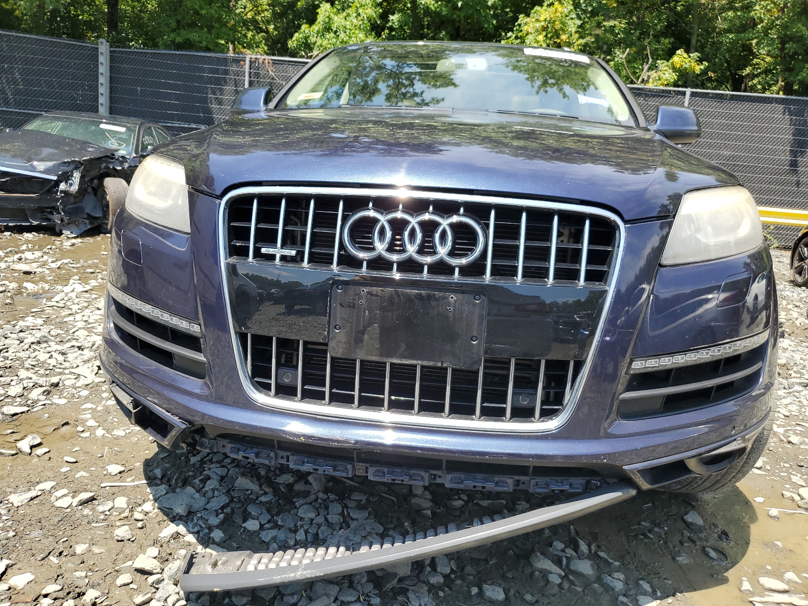 2014 Audi Q7 Premium Plus vin: WA1LGAFE8ED002770