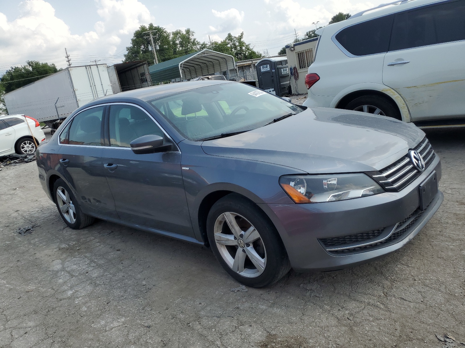 2014 Volkswagen Passat S vin: 1VWAS7A36EC039209