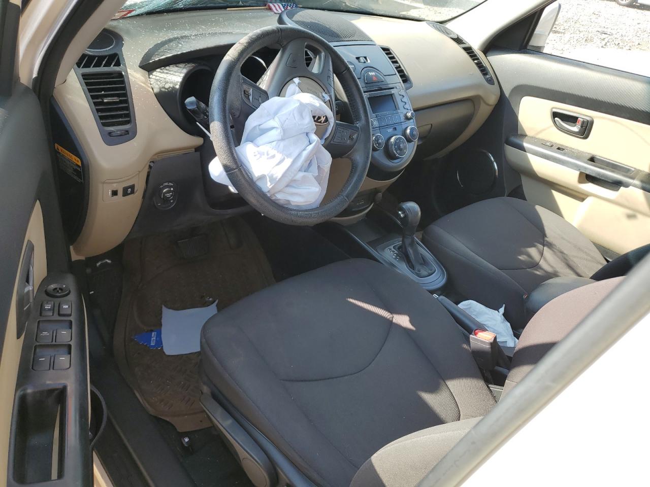 2011 Kia Soul + VIN: KNDJT2A25B7722064 Lot: 62084964