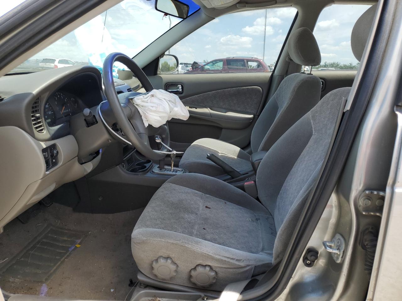 2001 Nissan Sentra Xe VIN: 3N1CB51DX1L522468 Lot: 61565184