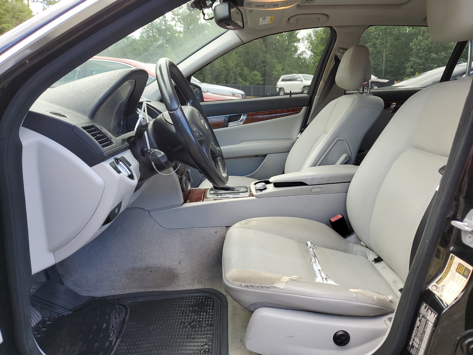 WDDGF8BB3BR156841 2011 Mercedes-Benz C 300 4Matic