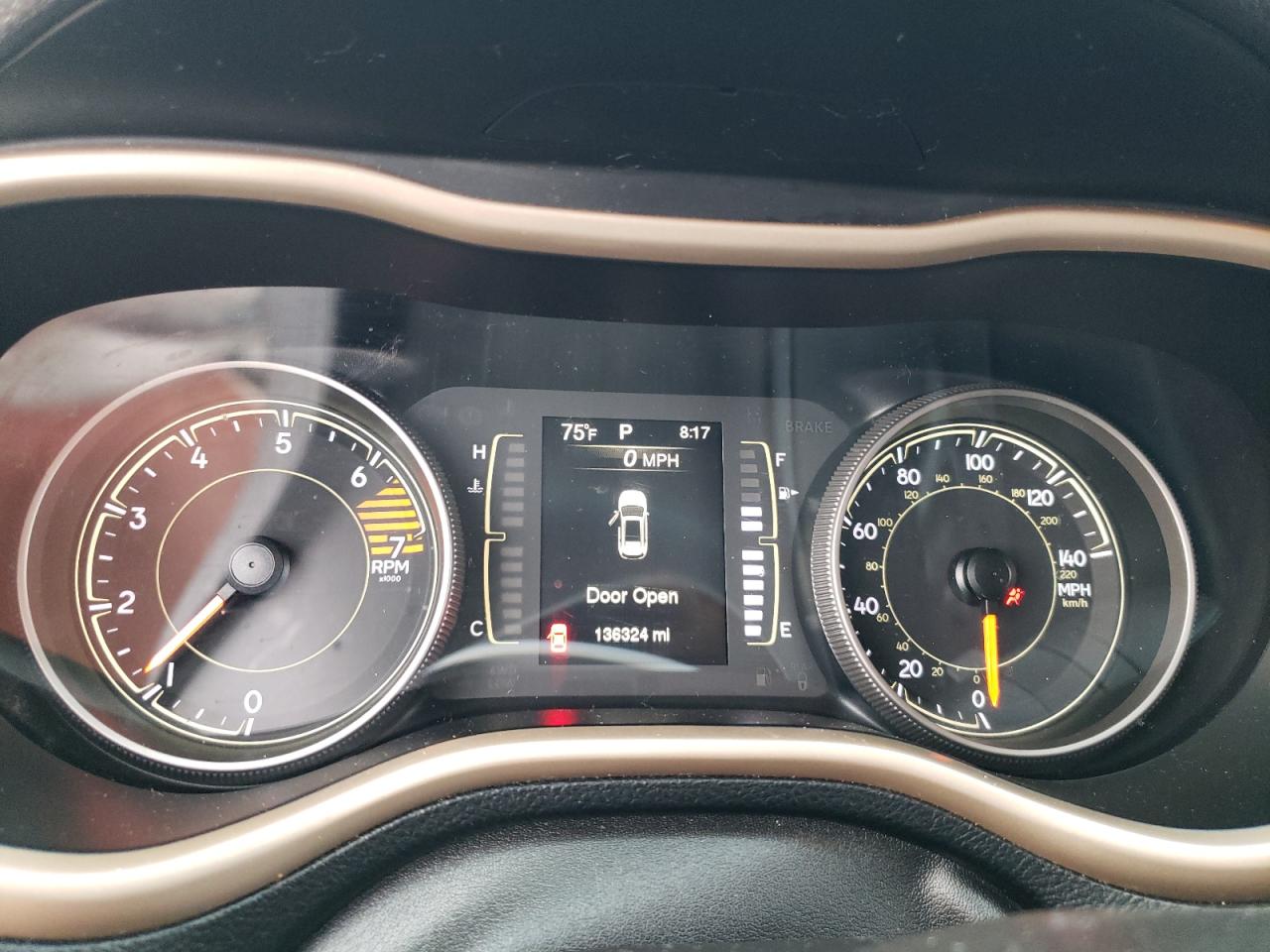 2017 Jeep Cherokee Latitude VIN: 1C4PJLCB8HW547763 Lot: 63023094