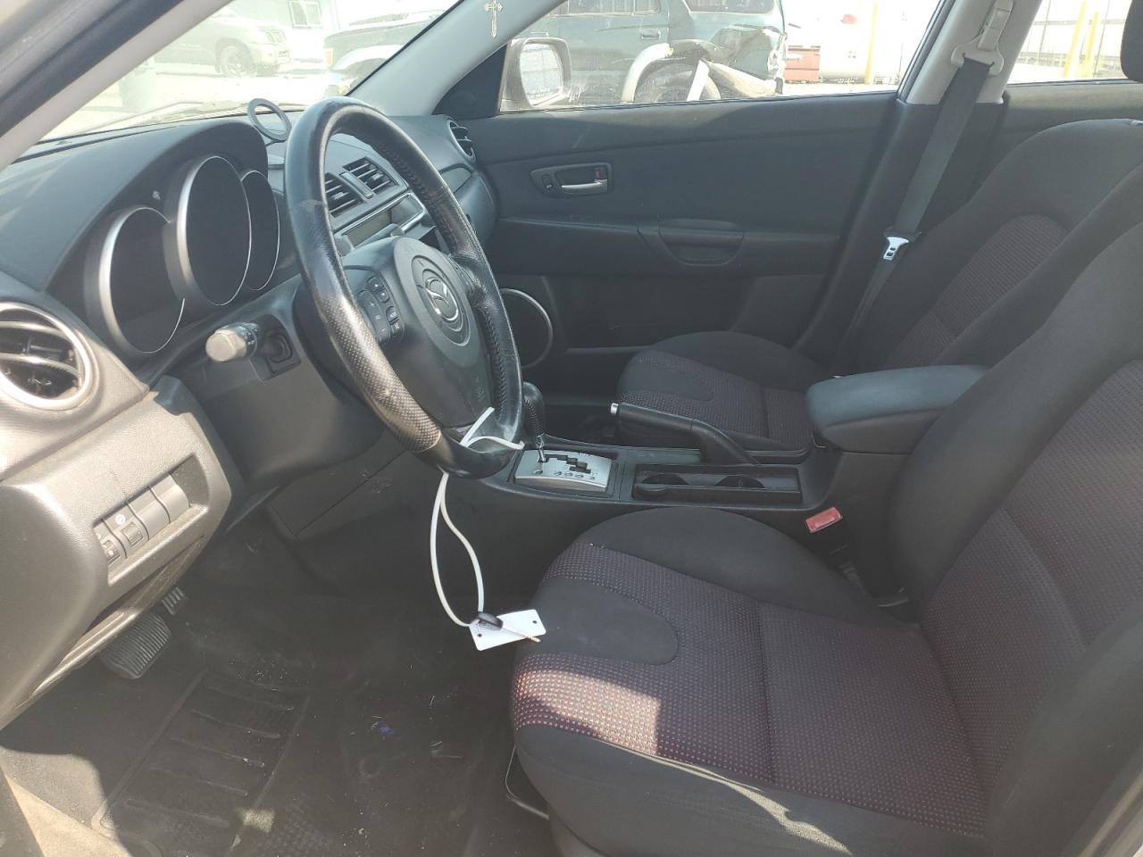 2004 Mazda 3 S VIN: JM1BK323X41183211 Lot: 63692164