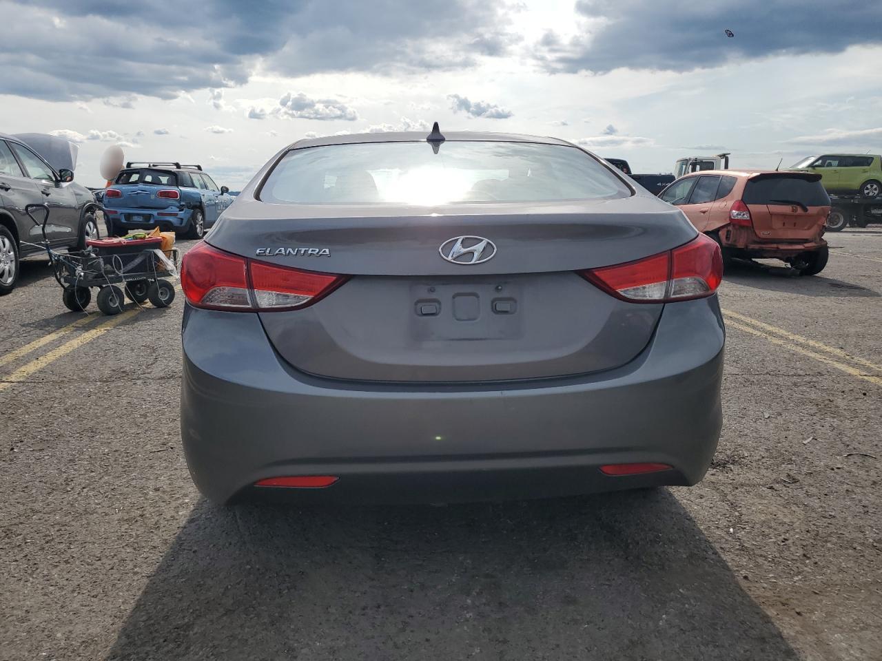 2013 Hyundai Elantra Gls VIN: 5NPDH4AE5DH351121 Lot: 64176364