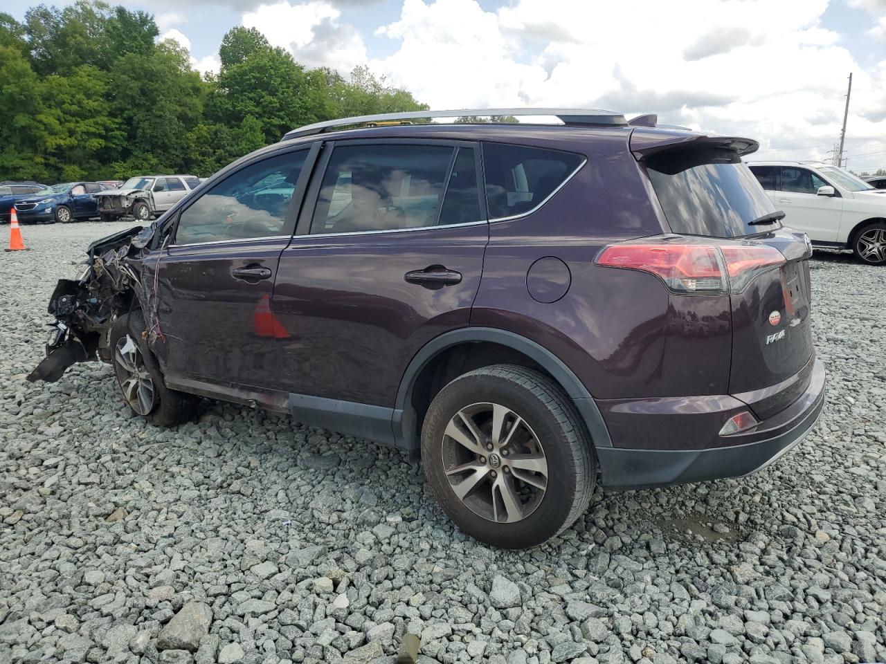 VIN 2T3WFREV0HW380045 2017 TOYOTA RAV4 no.2