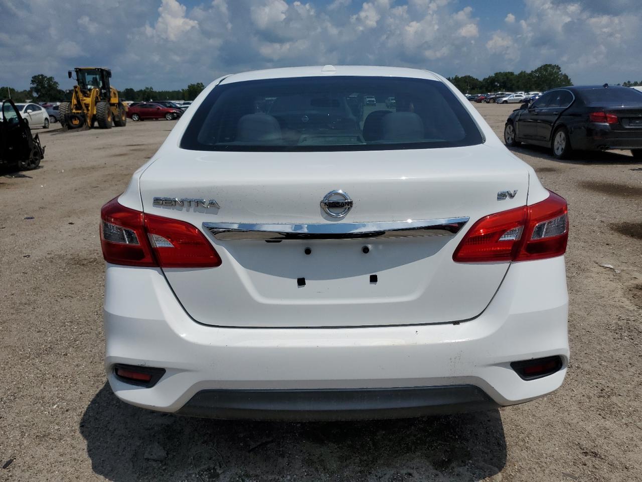 2017 Nissan Sentra S VIN: 3N1AB7AP4HL663124 Lot: 65564574