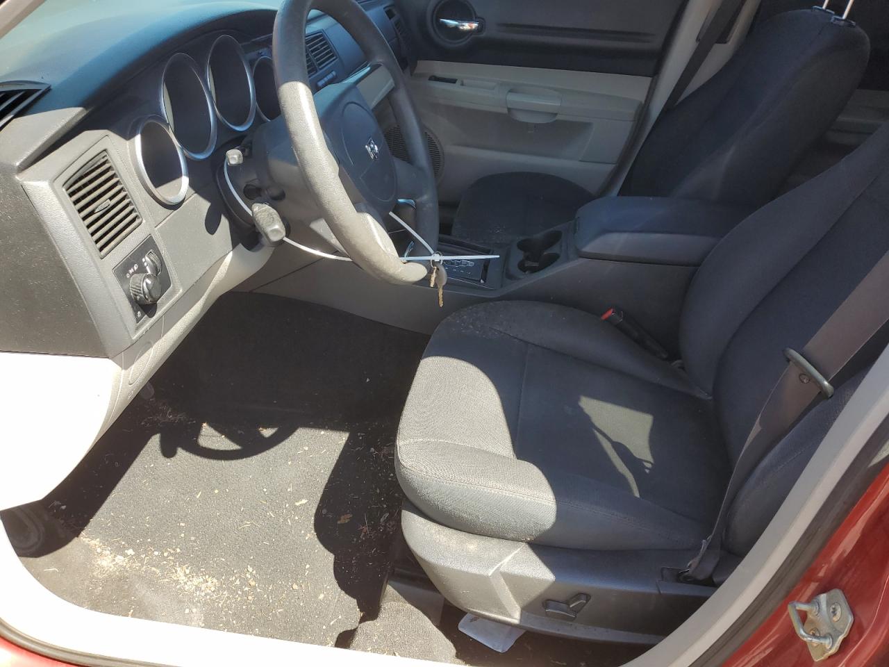 2005 Dodge Magnum Sxt VIN: 2D4FV48V05H578897 Lot: 63740864