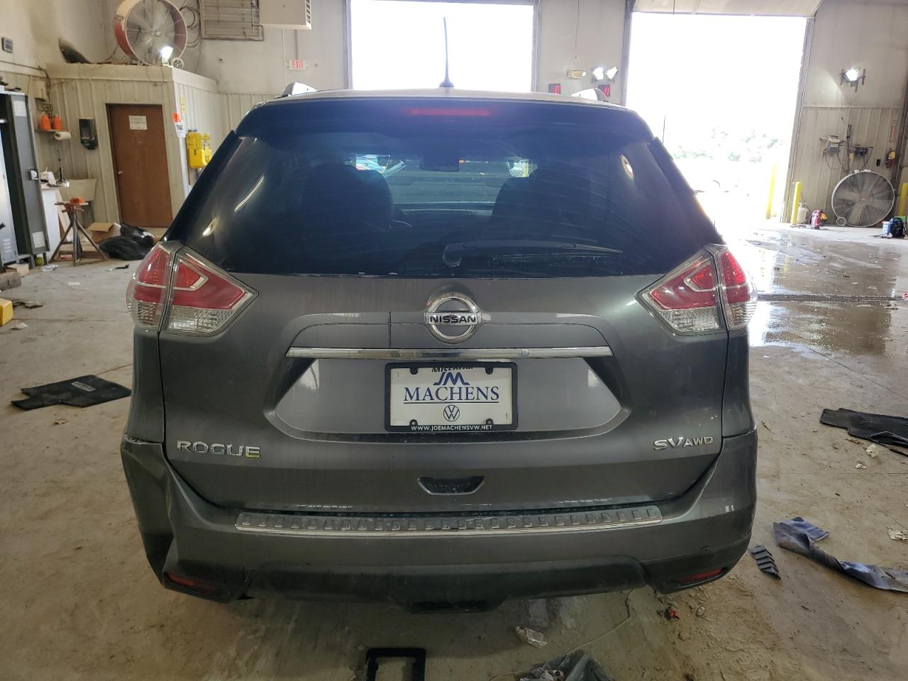 2015 Nissan Rogue S VIN: KNMAT2MV6FP506638 Lot: 64684404