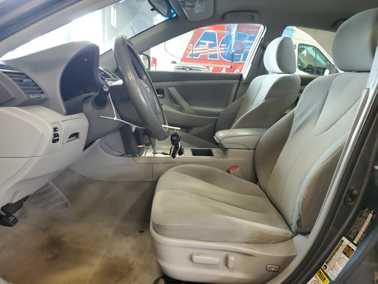2009 Toyota Camry - Image 7