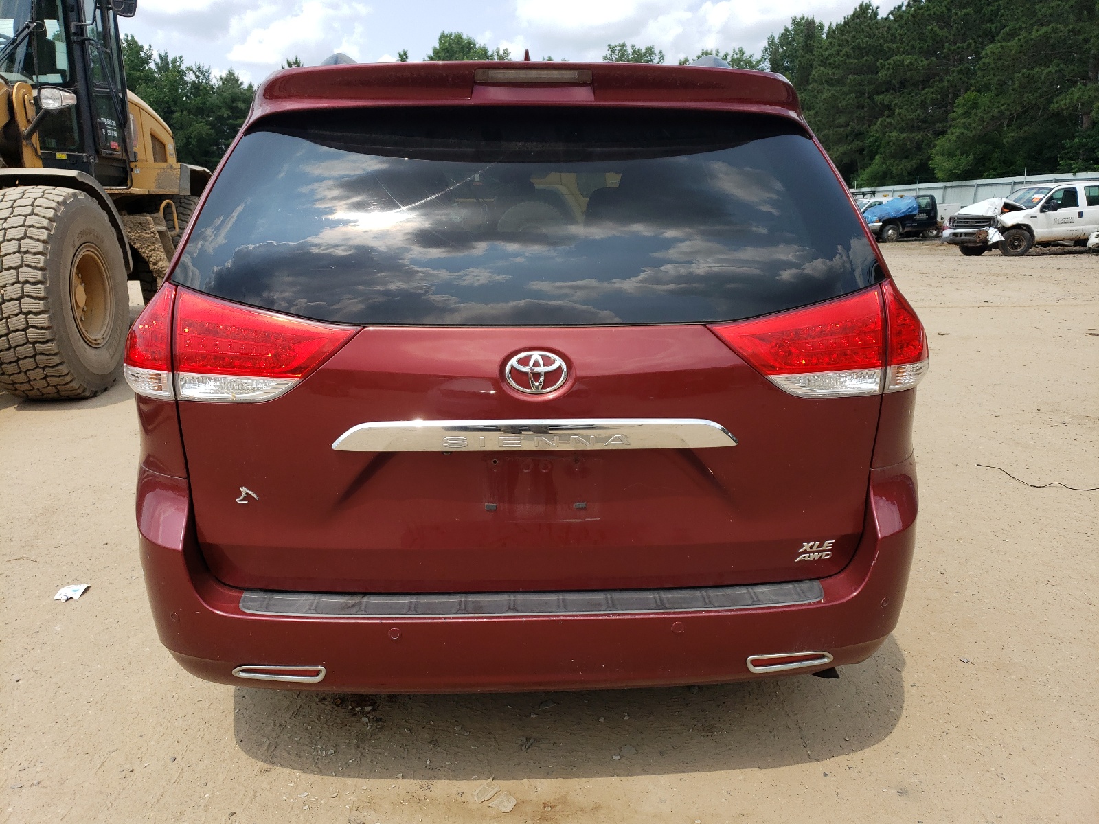 5TDDK3DC5BS014302 2011 Toyota Sienna Xle