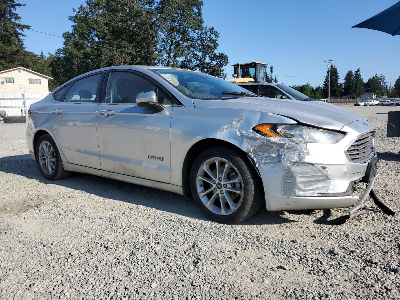 VIN 3FA6P0LU6KR109575 2019 FORD FUSION no.4