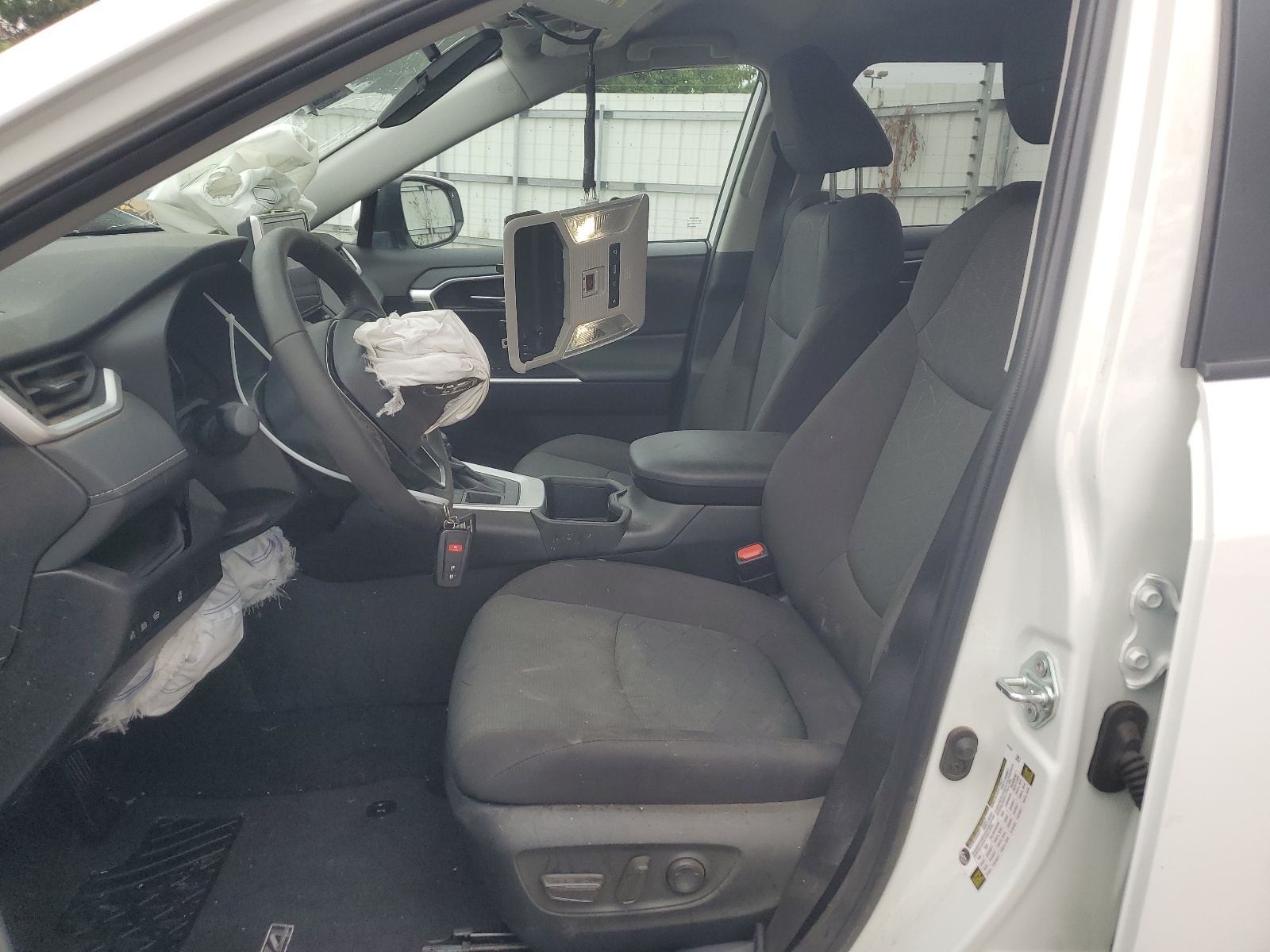 2T3P1RFV9RC444409 2024 Toyota Rav4 Xle