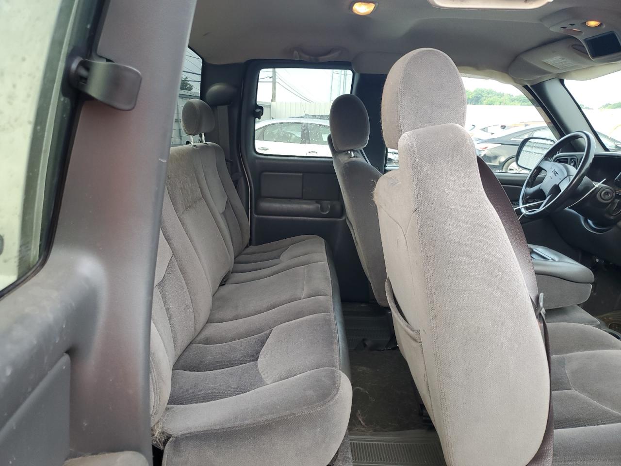 2004 GMC New Sierra K1500 VIN: 2GTEK19V041335614 Lot: 64273984