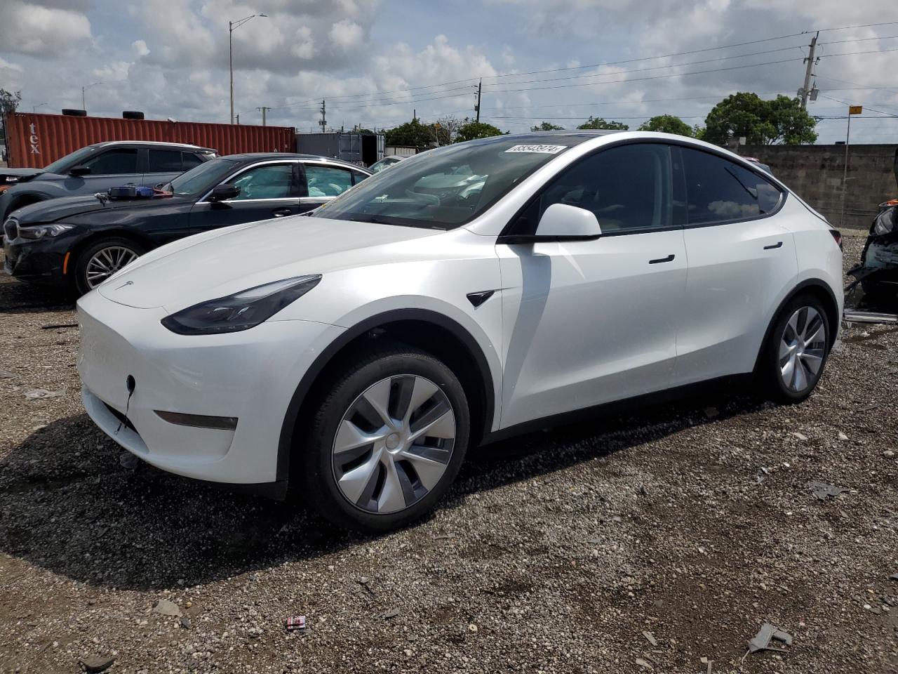 7SAYGDEE8RA230880 Tesla Model Y 