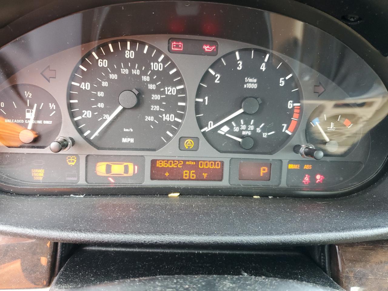 2003 BMW 325 Xi VIN: WBAEU334X3PH88047 Lot: 62894254