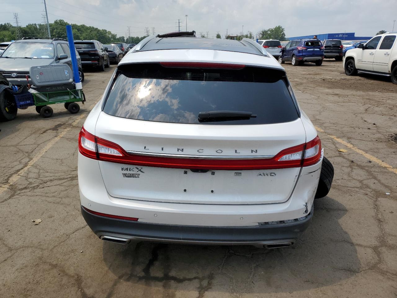 2016 Lincoln Mkx Reserve VIN: 2LMTJ8LR1GBL76251 Lot: 63922274