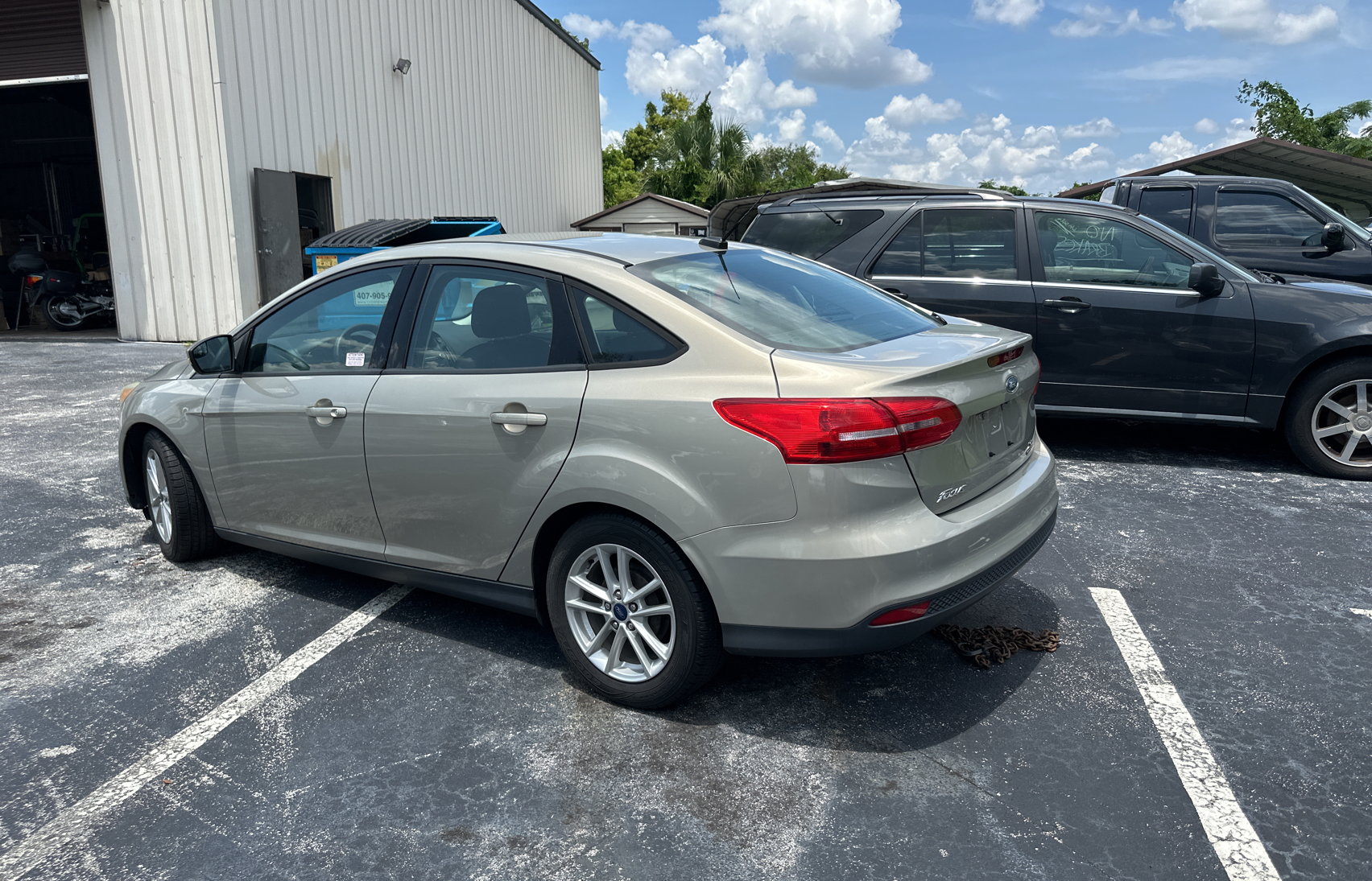 2016 Ford Focus Se vin: 1FADP3F25GL346244