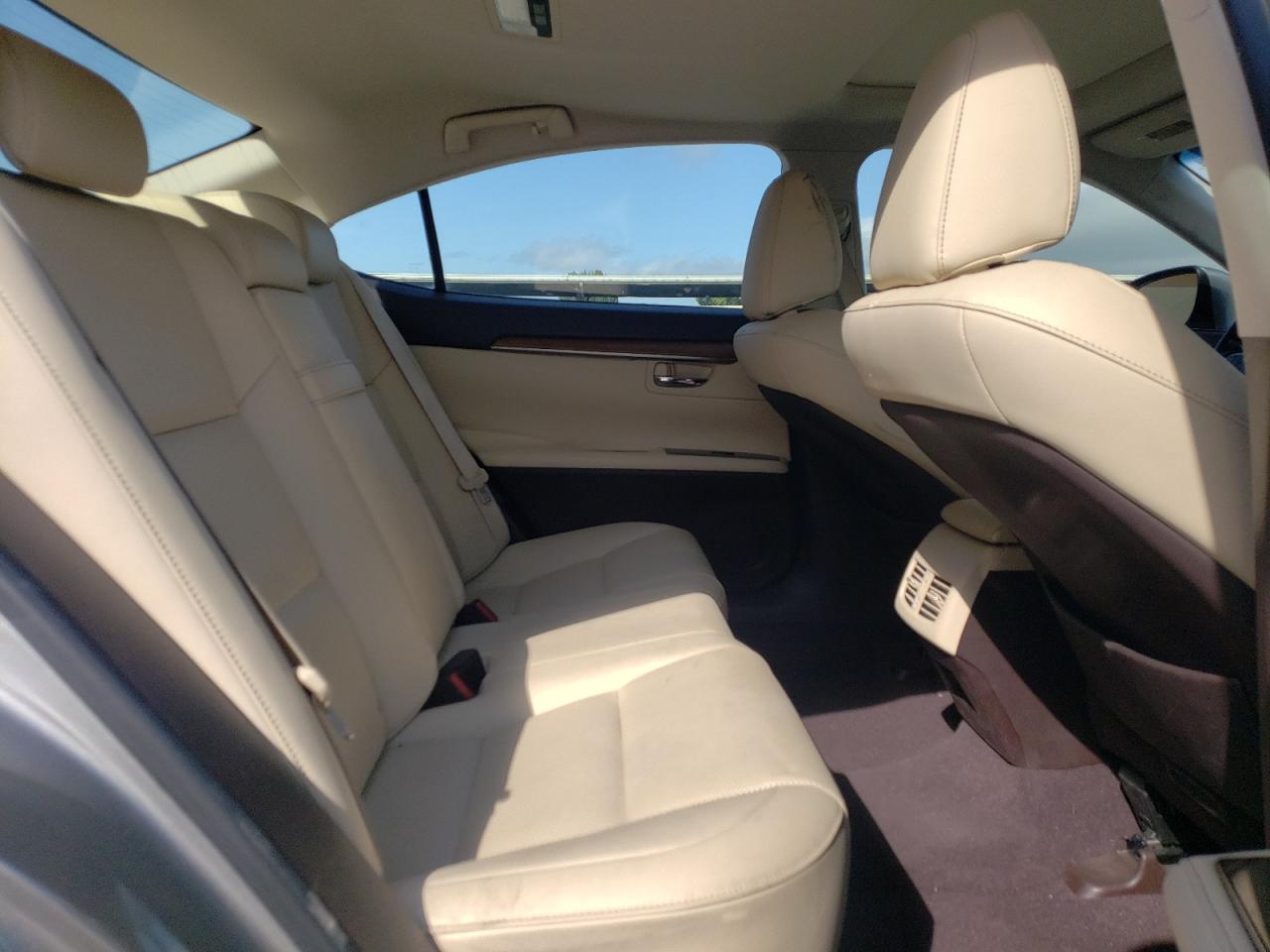 2016 Lexus Es 300H VIN: JTHBW1GG0G2118725 Lot: 61724044