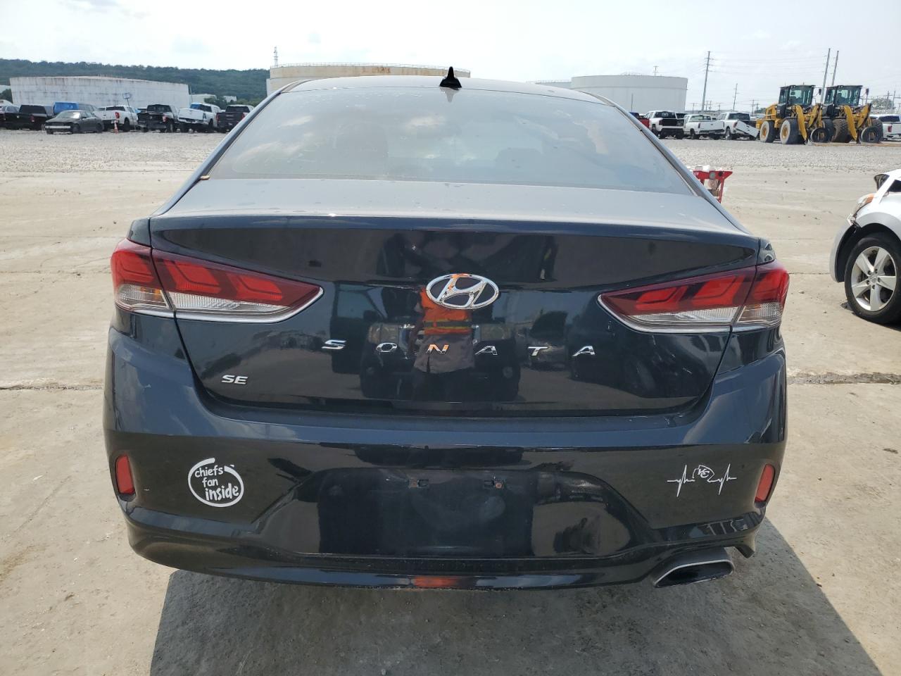 2019 Hyundai Sonata Se VIN: 5NPE24AF8KH747636 Lot: 65205313