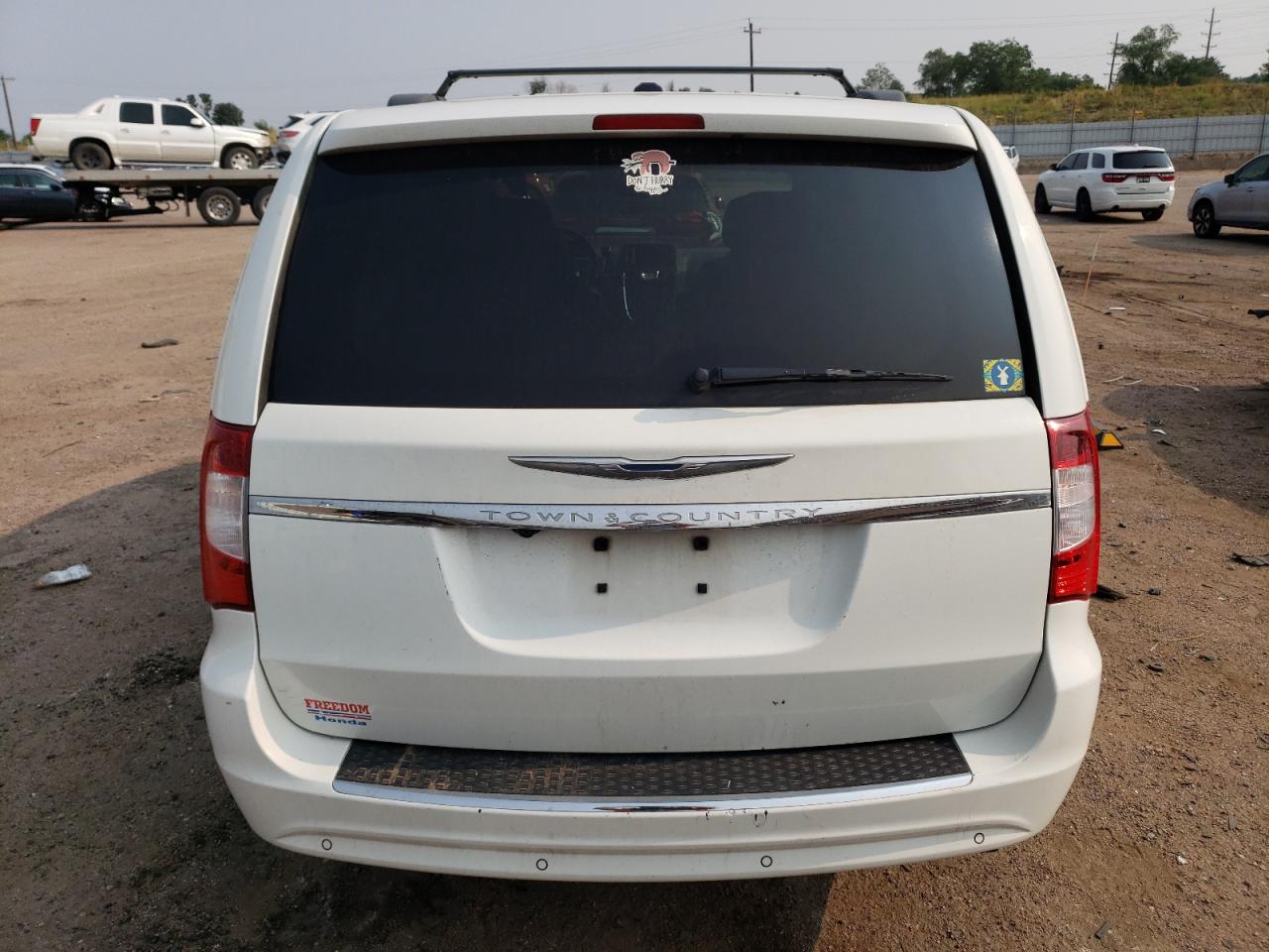 2011 Chrysler Town & Country Touring L VIN: 2A4RR8DGXBR760037 Lot: 63441604