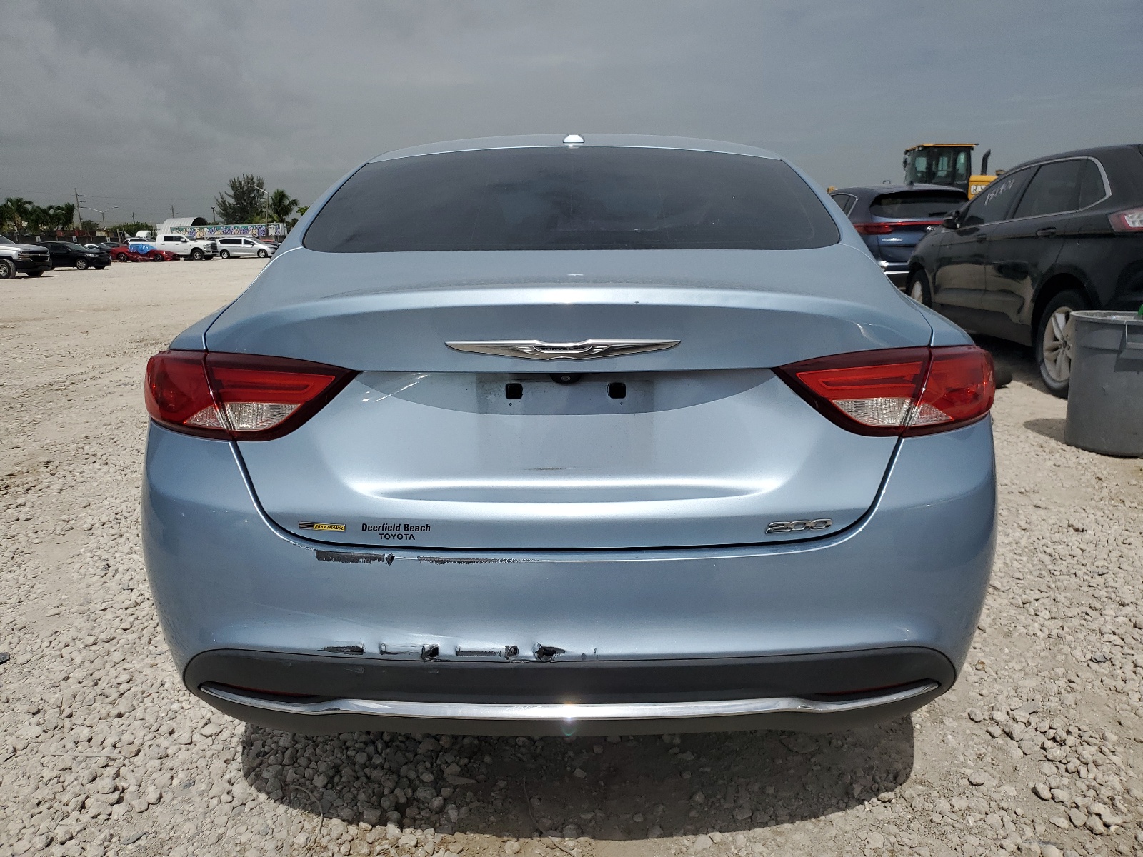 1C3CCCAB2FN670073 2015 Chrysler 200 Limited