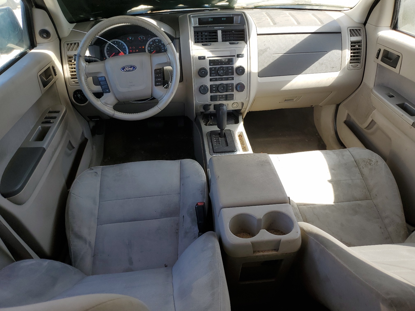 1FMCU0DG2BKC17819 2011 Ford Escape Xlt