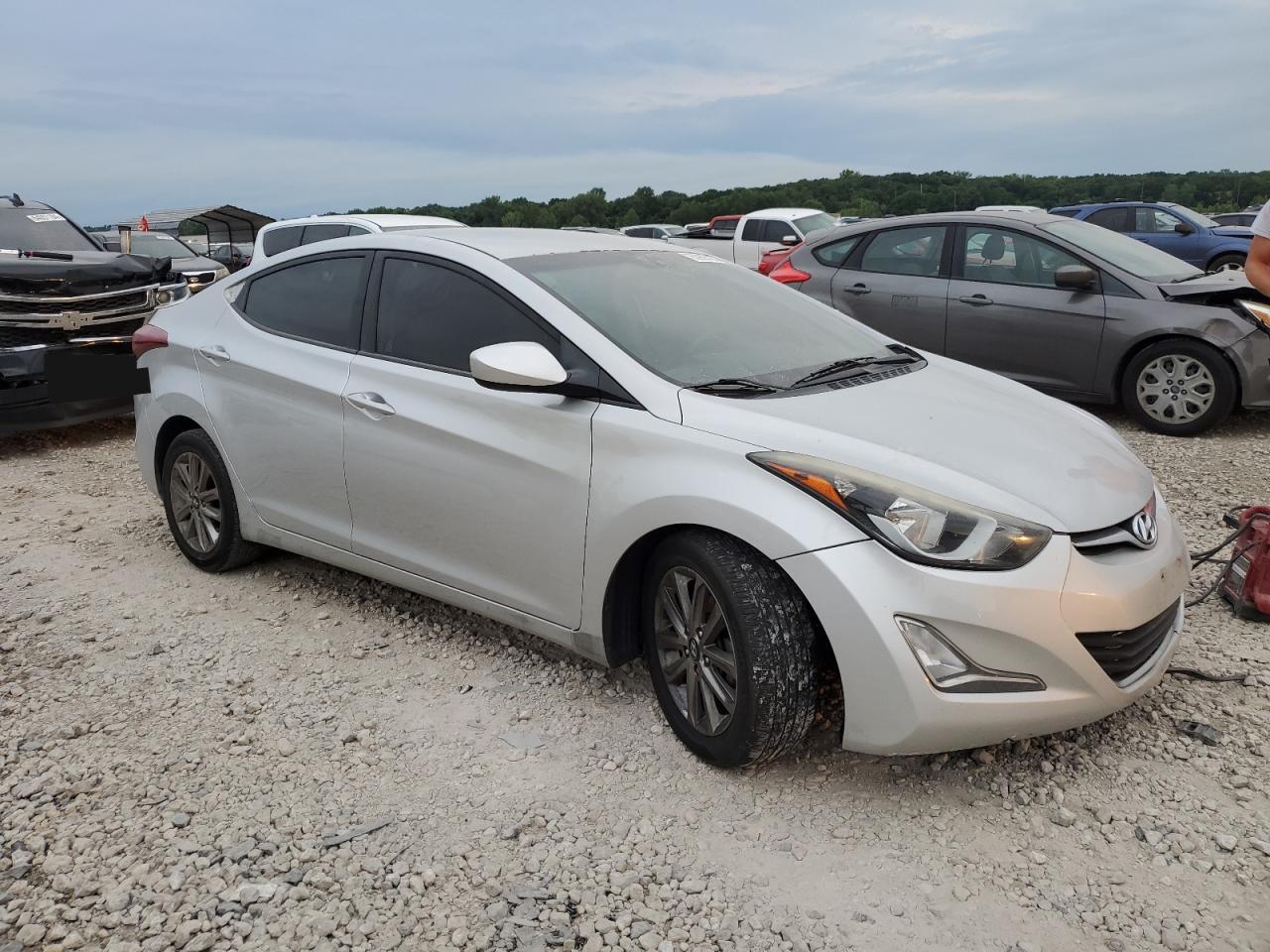 2015 Hyundai Elantra - Image 4