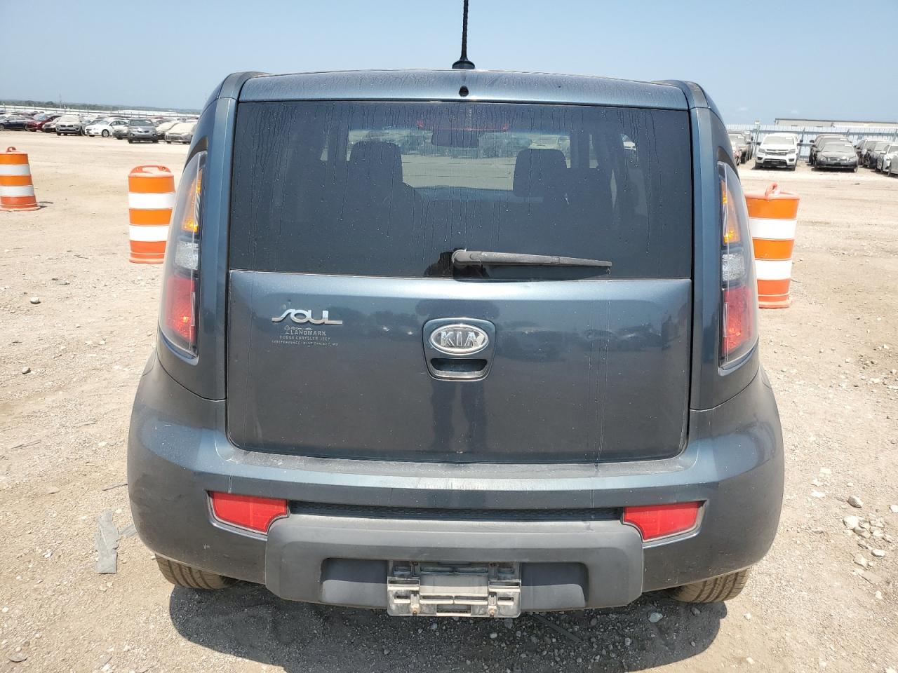 2011 Kia Soul + VIN: KNDJT2A20B7259265 Lot: 65084824