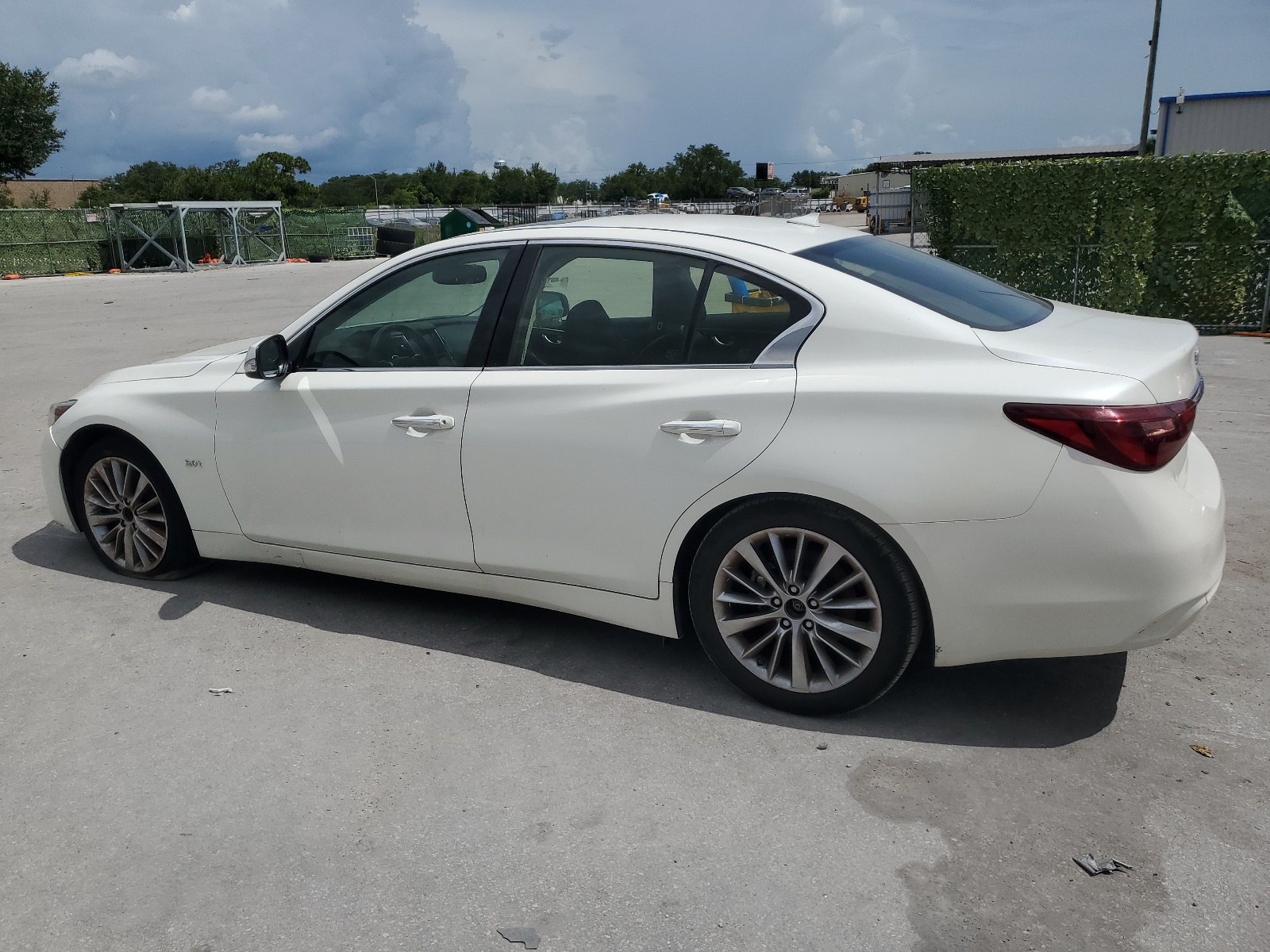 2019 Infiniti Q50 Luxe vin: JN1EV7APXKM510219