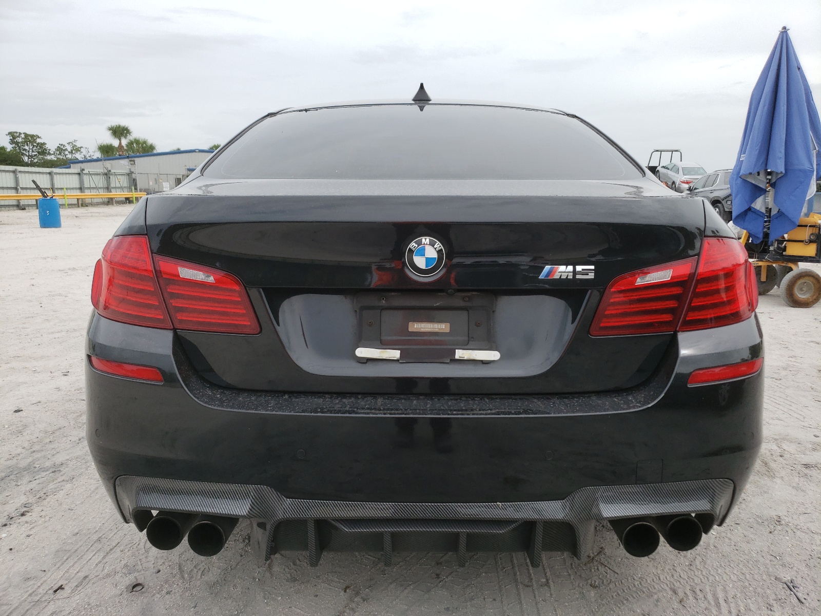 WBSFV9C52FD594883 2015 BMW M5