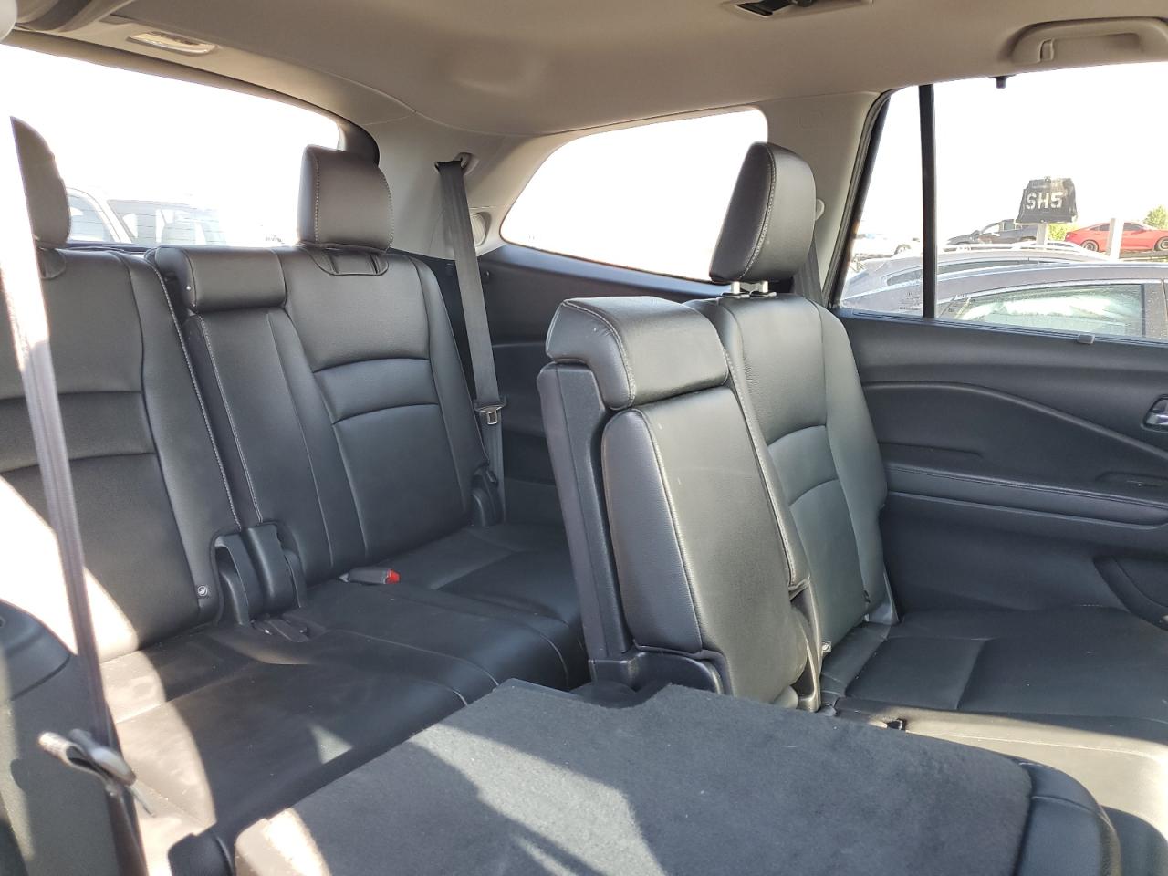 2020 Honda Pilot Touring VIN: 5FNYF6H9XLB504813 Lot: 63025284