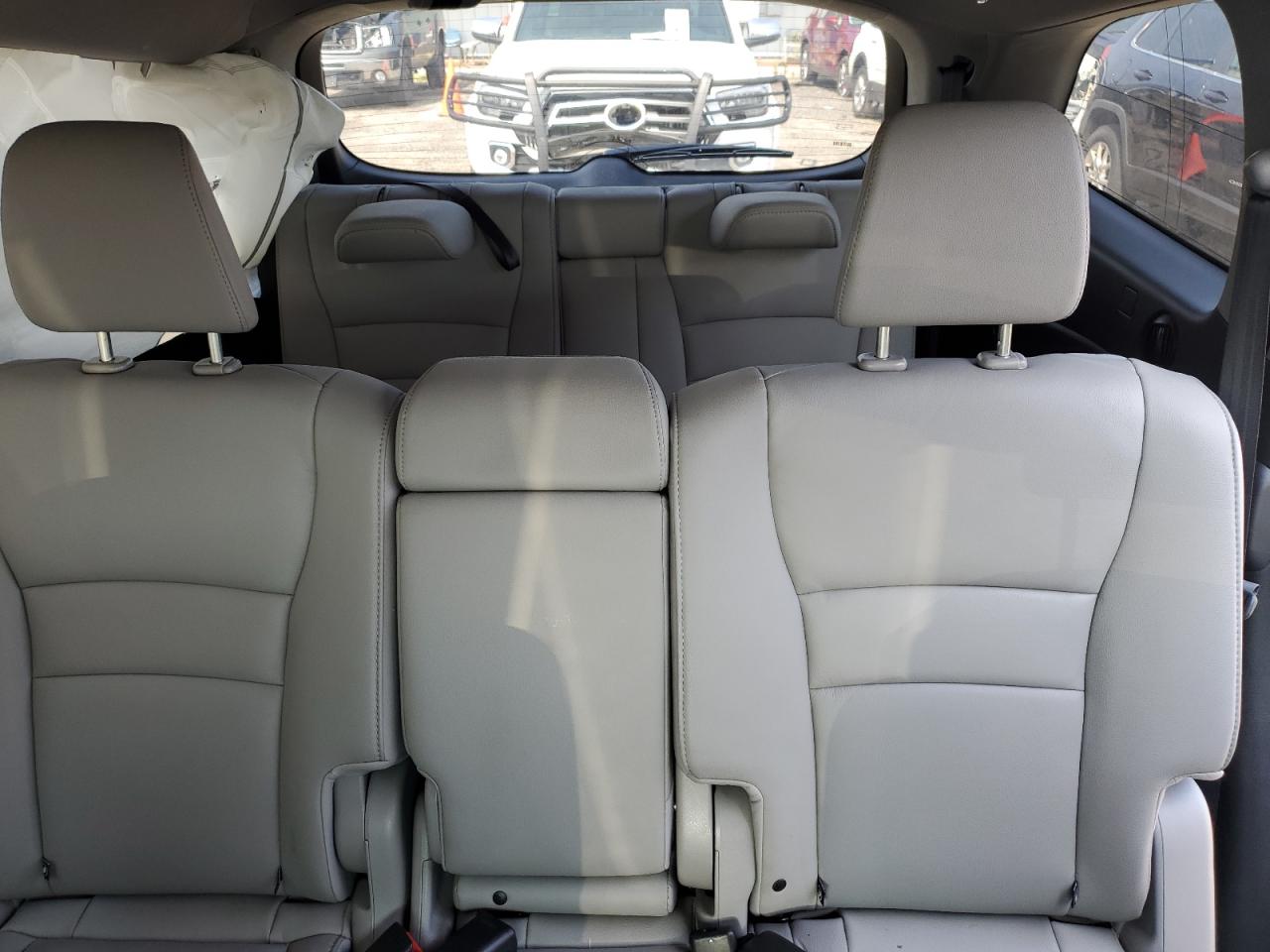 2017 Honda Pilot Exln VIN: 5FNYF6H73HB032797 Lot: 63994564