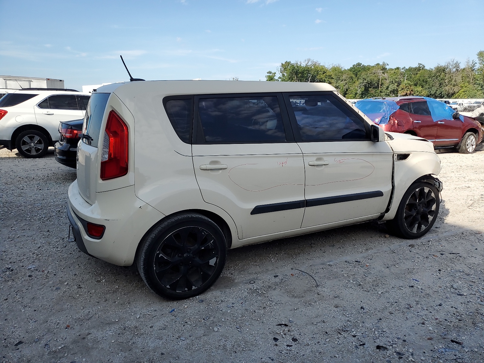 KNDJT2A52D7768514 2013 Kia Soul