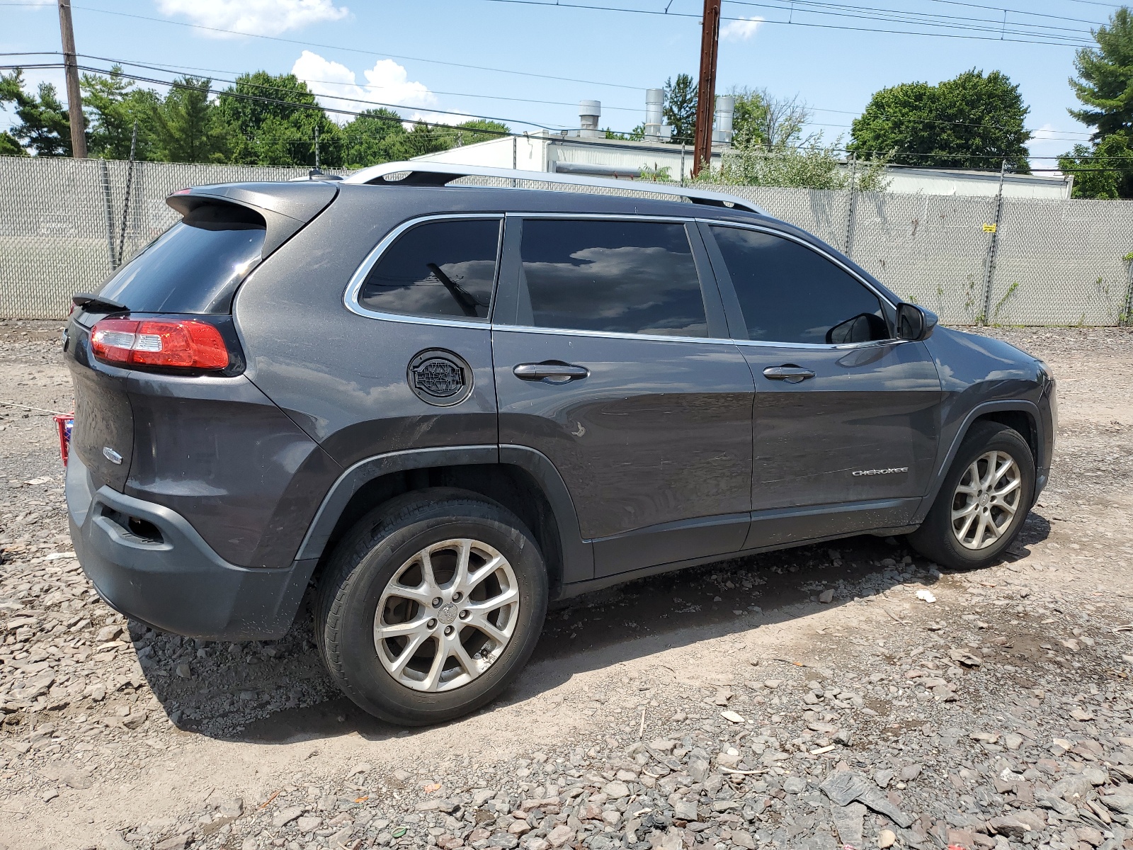 2014 Jeep Cherokee Latitude vin: 1C4PJMCB4EW203879