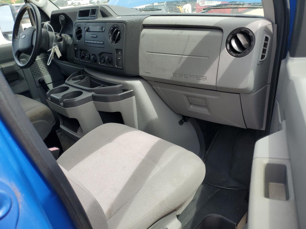 2015 Ford Econoline E350 Super Duty Cutaway Van VIN: 1FDWE3FL3FDA08265 Lot: 62539794