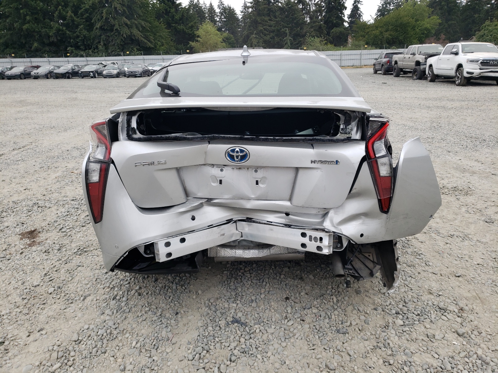 2018 Toyota Prius vin: JTDKARFU7J3068395