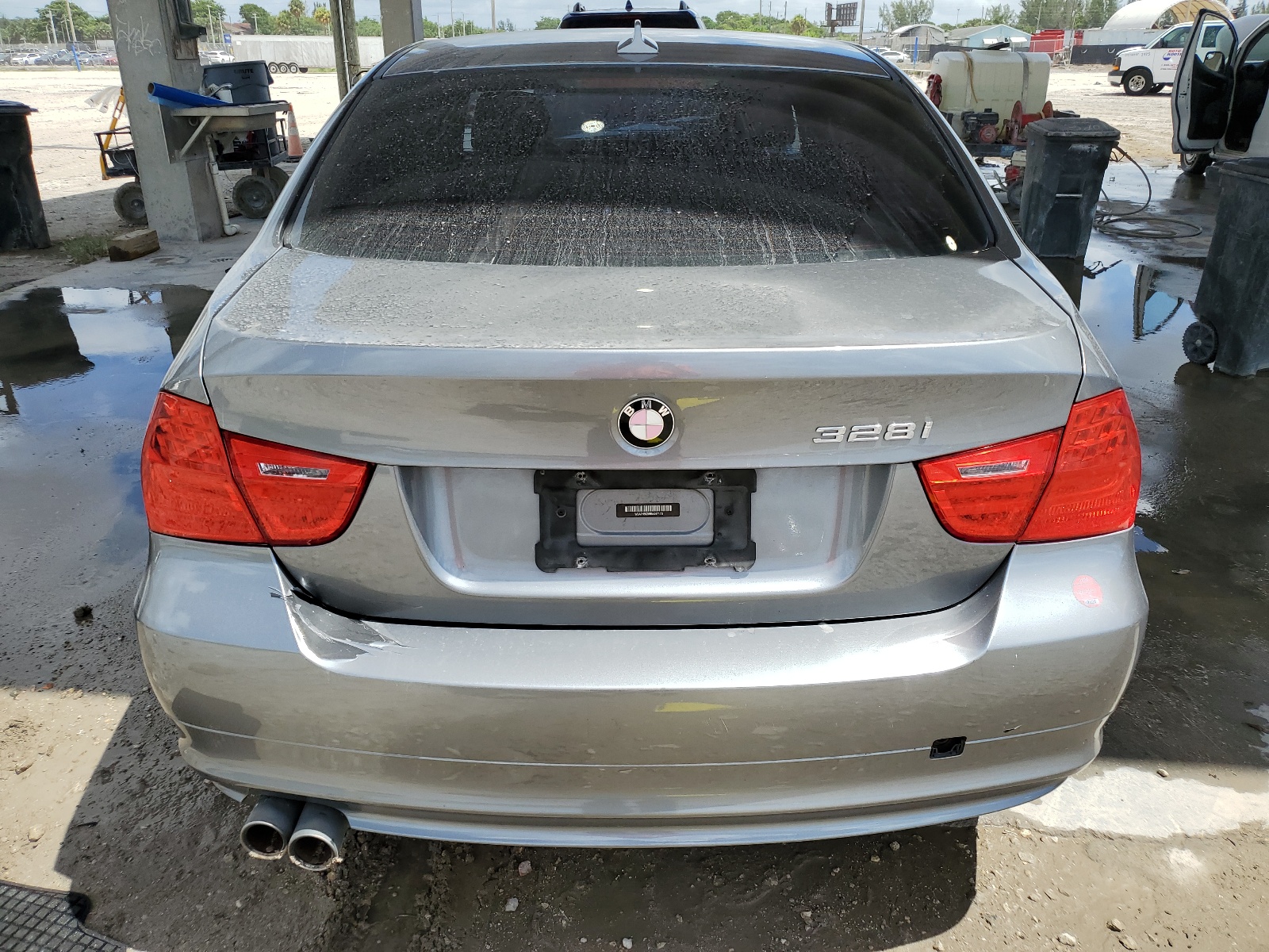 WBAPH5C59BA447173 2011 BMW 328 I Sulev