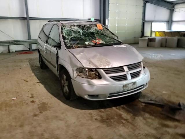 2005 Dodge Caravan Sxt VIN: 1D4GP45R15B436959 Lot: 59635364