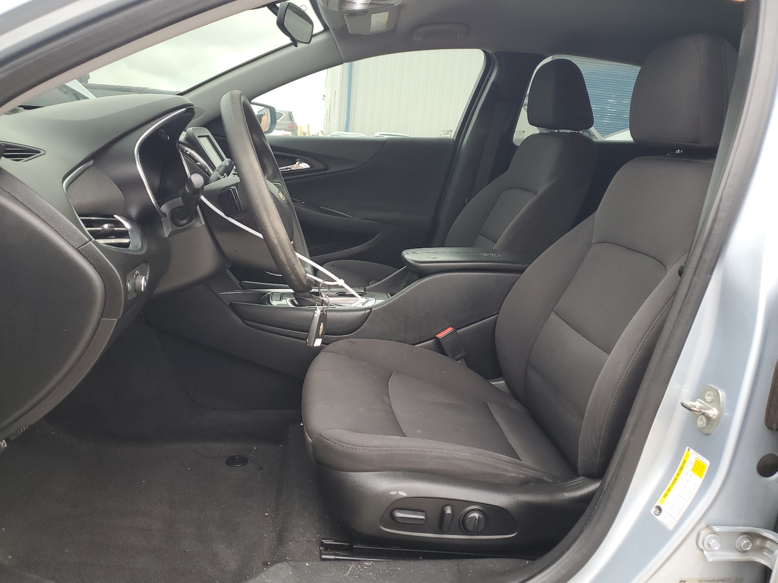 1G1ZD5ST4JF205179 2018 Chevrolet Malibu Lt