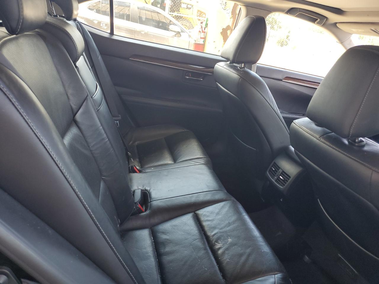 2014 Lexus Es 350 VIN: JTHBK1GG7E2111585 Lot: 61237854