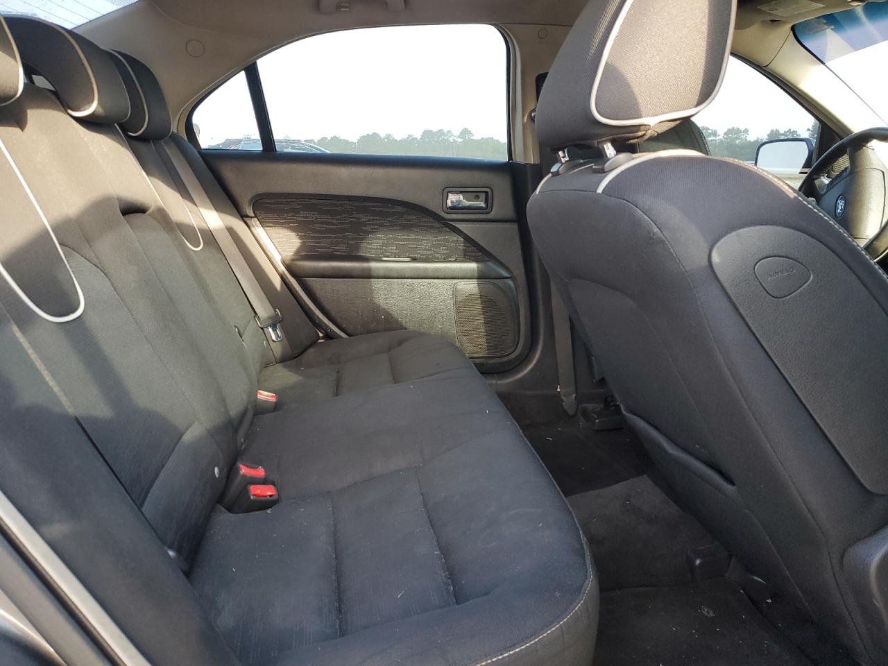 2010 Ford Fusion Se VIN: 3FAHP0HA8AR263050 Lot: 63594904