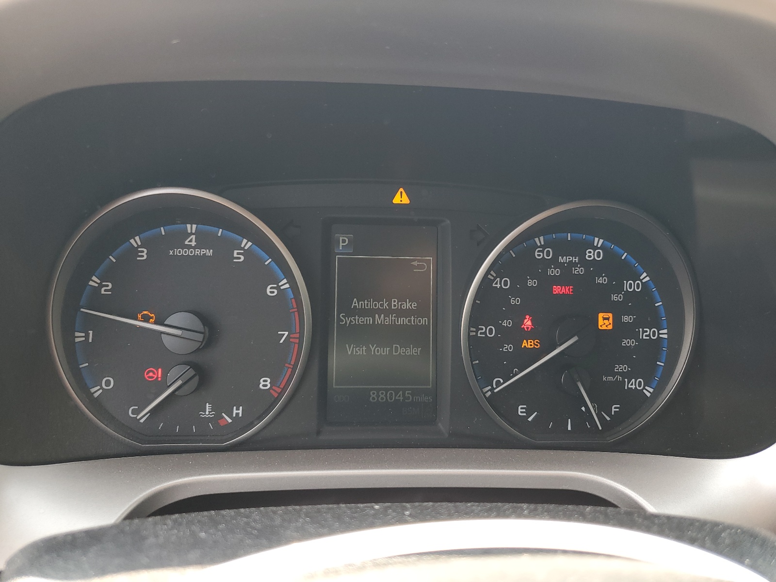 JTMRFREV2JD221849 2018 Toyota Rav4 Adventure