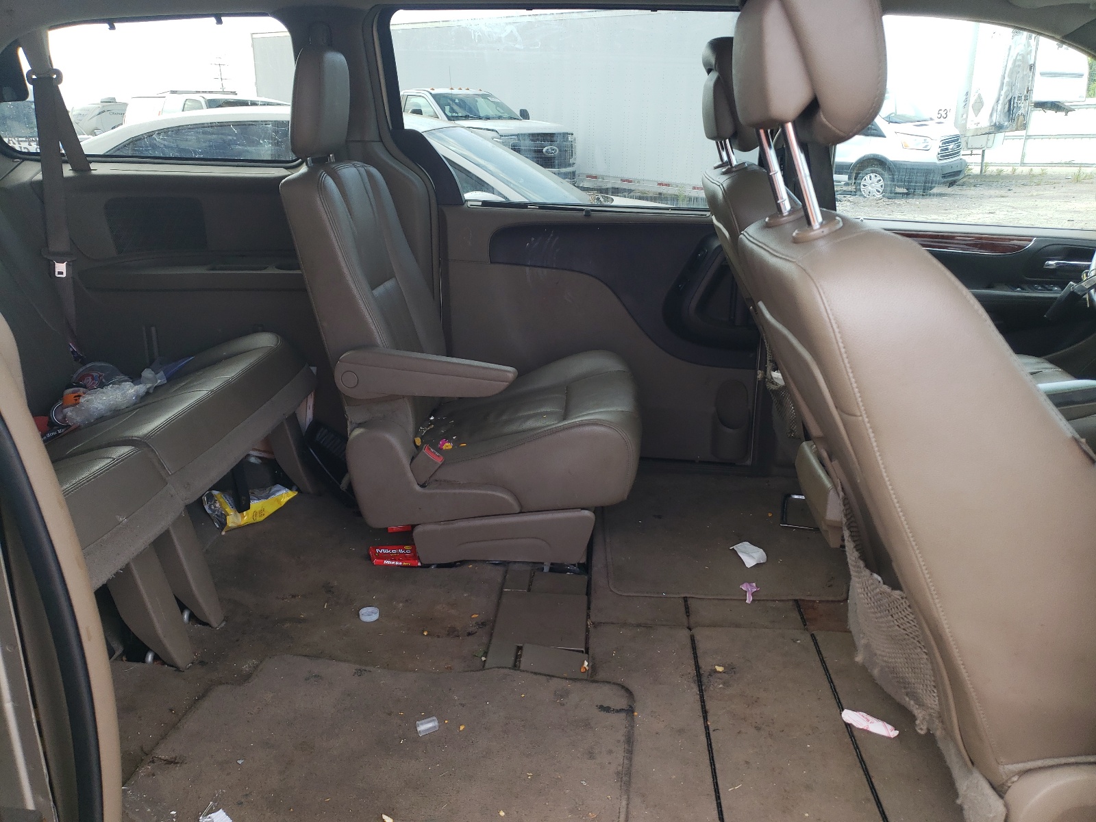 2C4RC1CG0CR250412 2012 Chrysler Town & Country Touring L